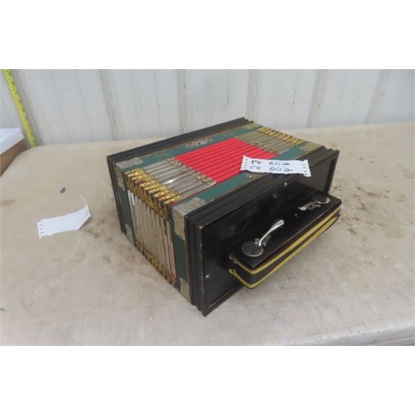 Beaver Accordion - Works