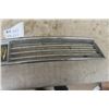 Image 3 : Jaguar 12V Grill 5" x 36" 