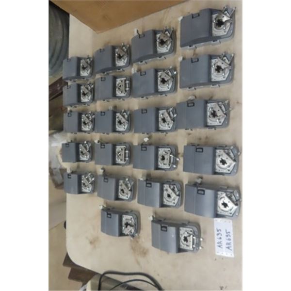 22 Damper Actuators- Looks New Old Stock