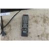 Image 2 : RCA 32" Flat Screen TV with Remote