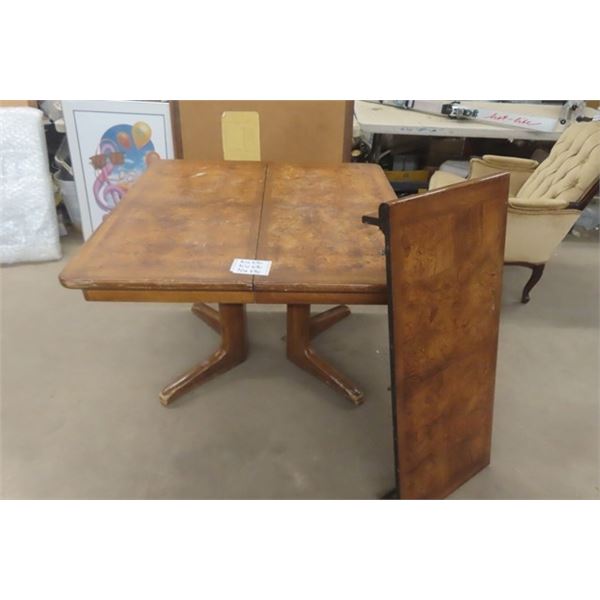 Dining Room Table 30"×42"×42" with 18" Leaf