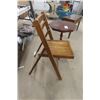 Image 5 : Folding Wooden Chair with Small Pedestal Table 21"×21"×23"