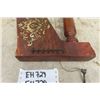 Image 4 : Antique Music Box Harp with Key 22 1/2'' Tall 