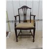 Image 1 : Vintage Dining Room Captain Chair 