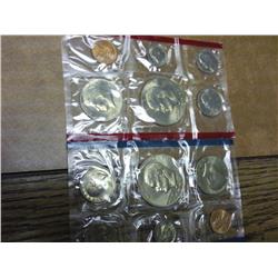 1977 US MInt UNC Set P/D