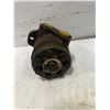 Image 3 : Refurbished - Danfoss #OMP 50 151-00-20 6 Hydraulic Motor