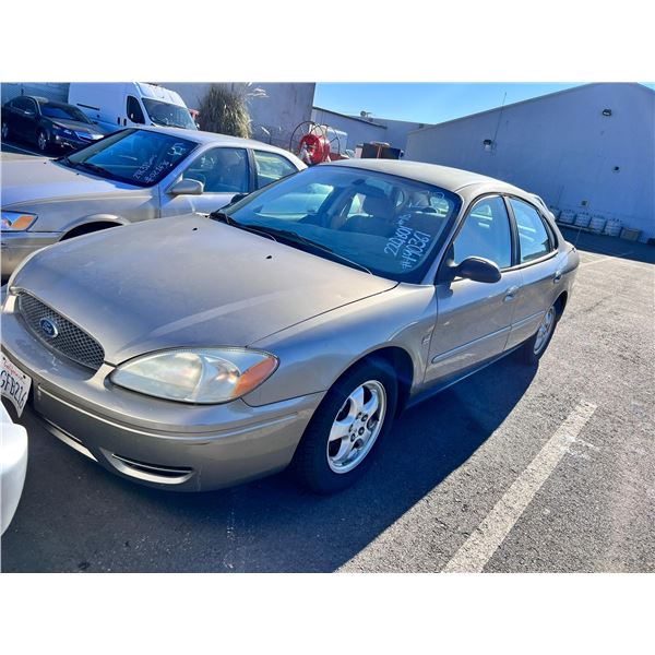 2004 Ford Taurus SES