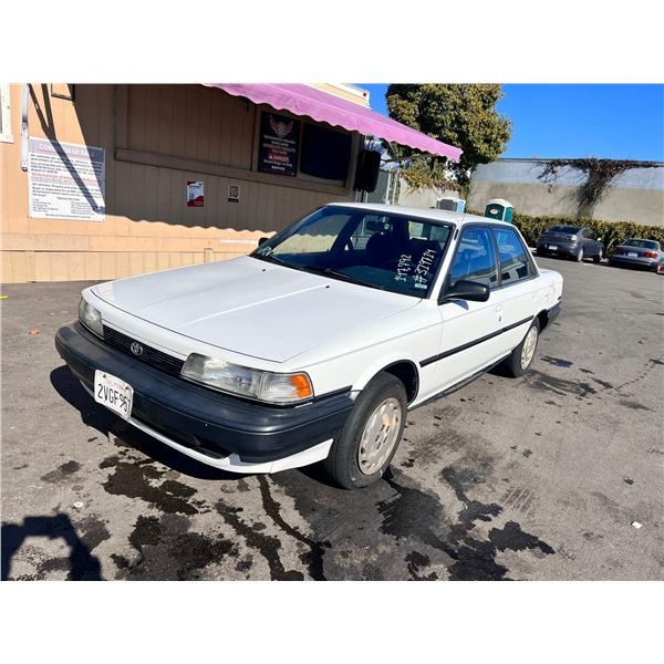 1991 Toyota Camry Deluxe