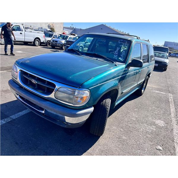 1998 Ford Explorer XL