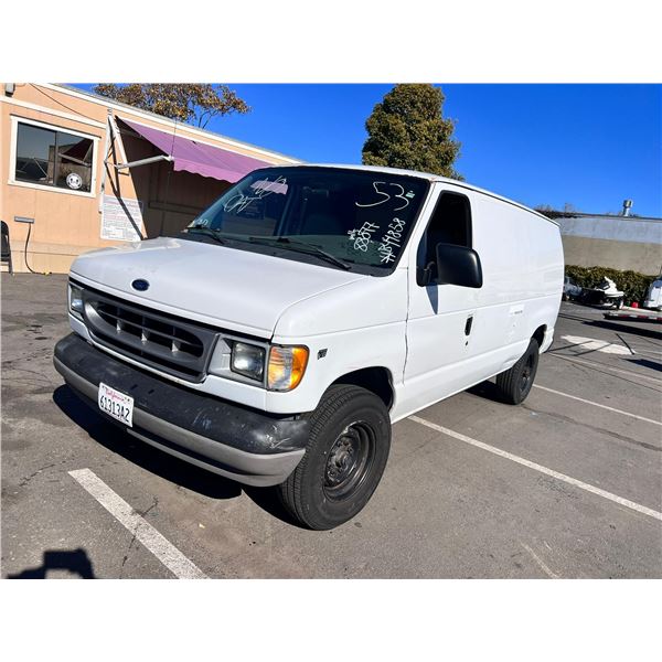 2001 Ford E-Series E-350 SD