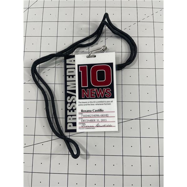 24 (T.V. Series, 2001-2010), Kiefer Sutherland - Roxana Castillo 10 News Press Pass