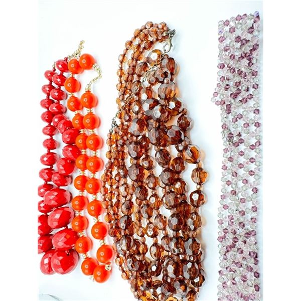 VINTAGE NECKLACES  ASSORTMENT