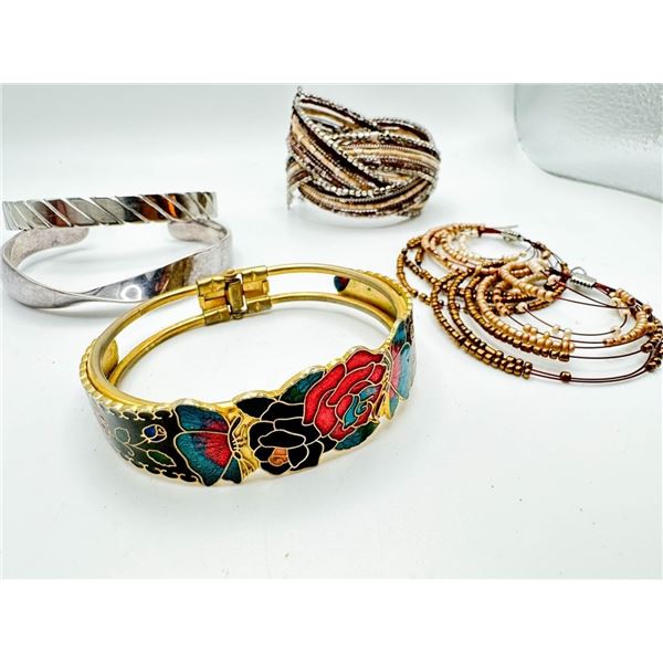 ROSES CLOISSONE BRACELET +