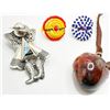 Image 2 : SILVER TONE BROOCH +++