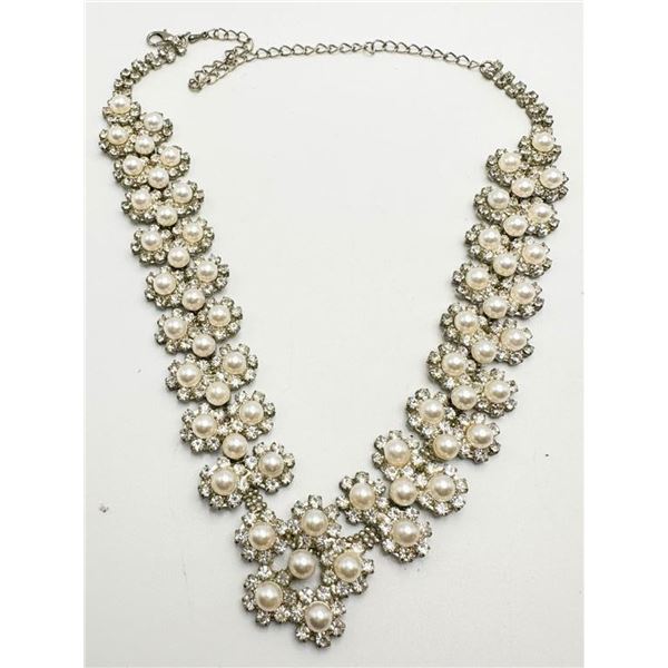 LARGE STUNNING STONE NECKLACE
