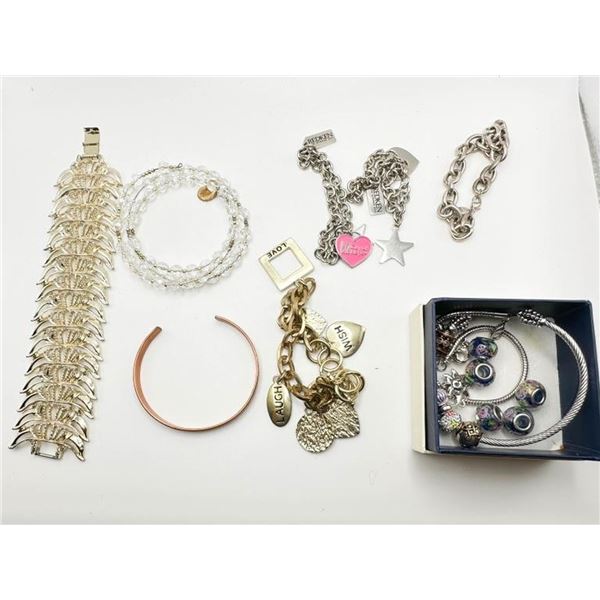 BRACELETS COLLECTION