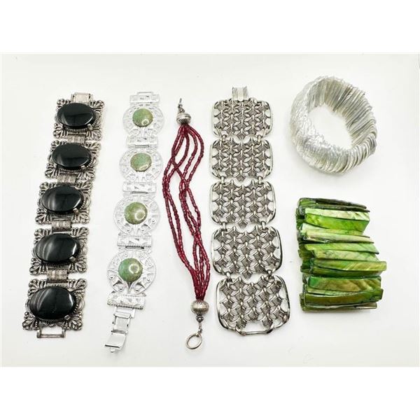 BRACELETS COLLECTION