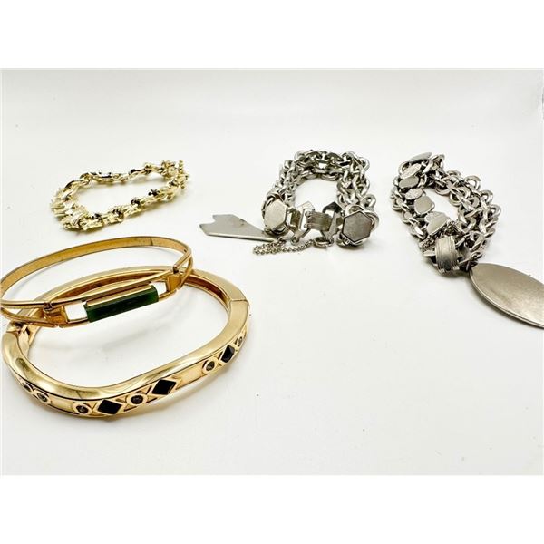 BRACELETS COLLECTION