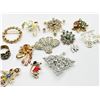 Image 2 : BROOCH  ASSORTMENT