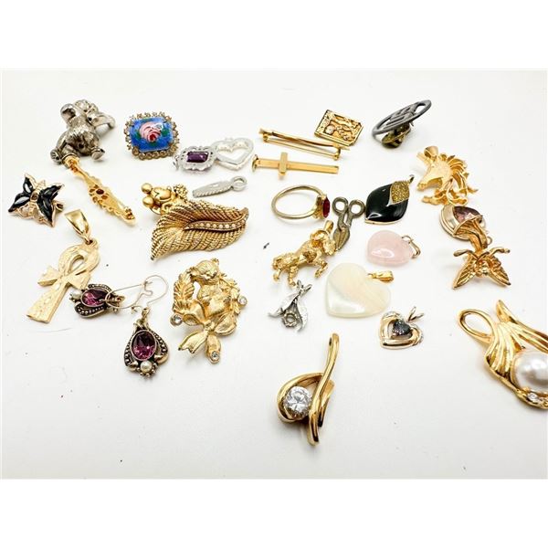 PENDANTS + COLLECTION ++++