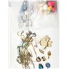 Image 2 : BULK LOT JEWELRY