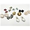 Image 2 : EARRINGS ASSORTED
