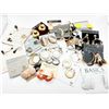 Image 2 : BULK EARRINGS ASSORTED