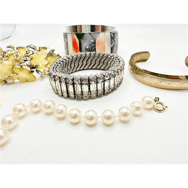 BRACELETS COLLECTION