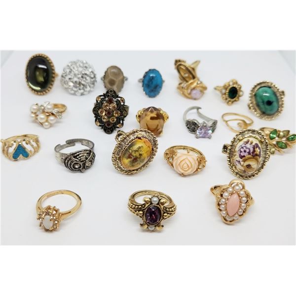 RINGS ASSORTMENT
