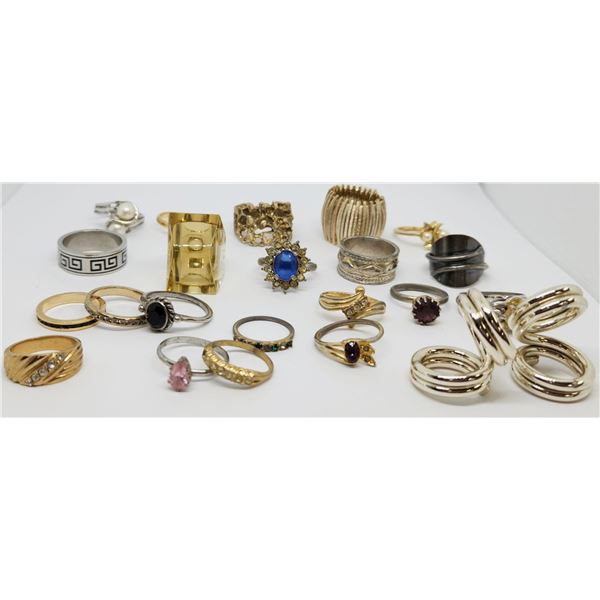 RINGS ASSORTMENT