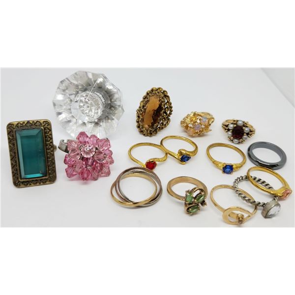 RINGS ASSORTMENT