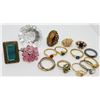 Image 1 : RINGS ASSORTMENT