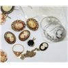 Image 3 : LARGE CAMEO COLLECTION