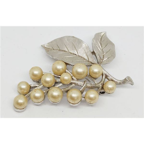 TRIFARI CROWN BROOCH