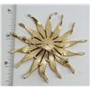 Image 2 : TRIFARI CROWN BROOCH