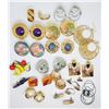 Image 1 : VINTAGE NECKLACES  ASSORTMENT
