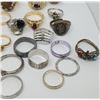 Image 3 : LARGE RINGS ASSORTMENT