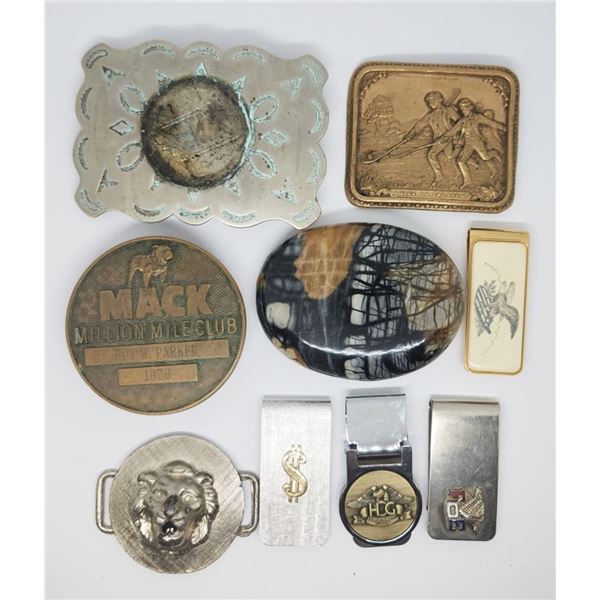 BELT BUCKLES ASSORTMENT