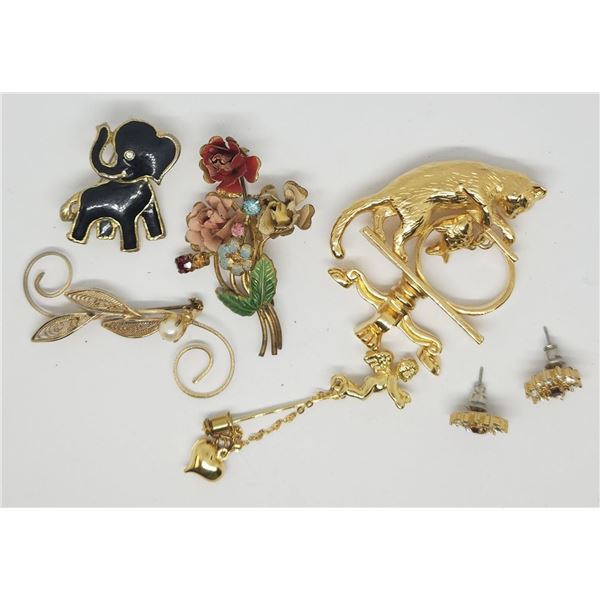 BROOCH COLLECTION