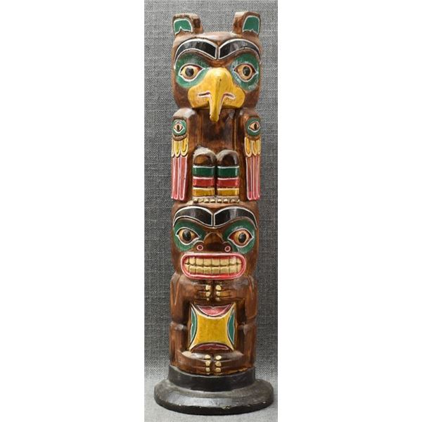 DECORATIVE WOOD TOTEM POLE