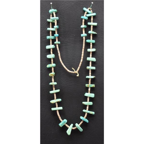 PUEBLO INDIAN TURQUOISE NECKLACE