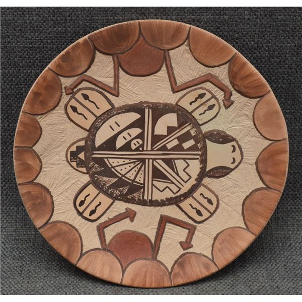 HOPI INDIAN POTTERY PLATE (HONIE)