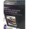 Image 2 : 3 in 1 electric Raclette and fondue set 37 pieces for household use only