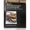 Image 2 : 3 in 1 Electric Raclette and fondue set 37 pieces for household use only