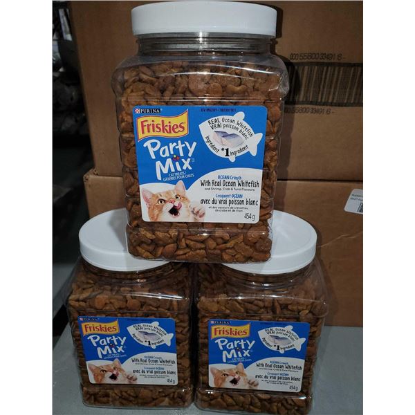 Frisky's party mix with real ocean white fish cat treats, 3 × 454 g