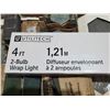 Image 2 : Utilities 4' 2 bulb light bar - Diffuser is broken