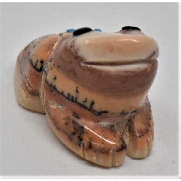 Zuni Dolomite Frog Fetish by Georgette Quam