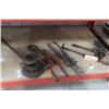 Image 1 : 2 Bolt Cutters, Nail Puller, Pipe Cutter, Threader Up to 2'' , Reamer 