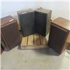 Image 1 : 2 Sets of Speakers - Hitachi Set, Cerwin-Vega Set 