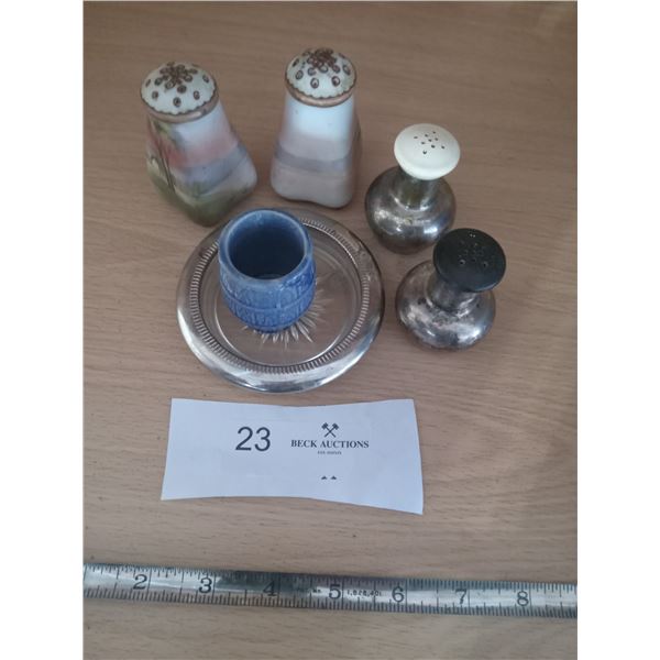 Salt and Pepper Shakers (x5)